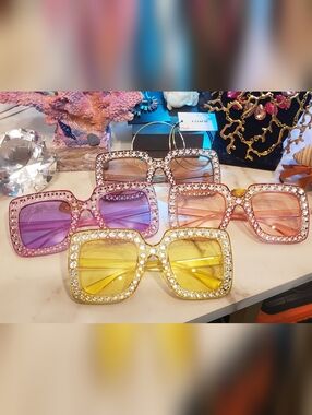 Bundle Of 4 - Siren's Collection Embellished Look Square Sunglass